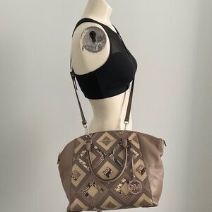 Michael Kors crossbody Taupe leather